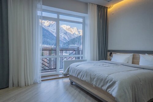 Гостиница Альпийский в Домбае