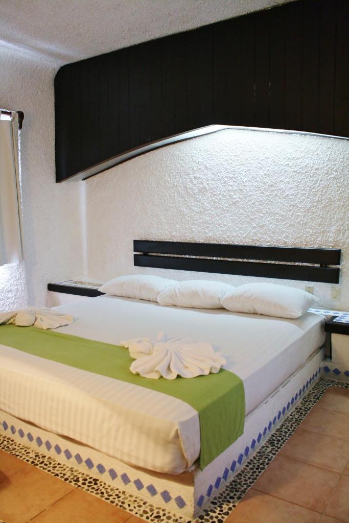 Фото Hotel & SPA Xbalamqué Cancún Centro