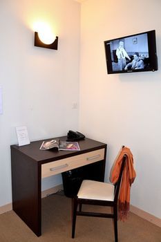 Фото Hôtel Les Bénédictins