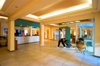 Внешний вид отеля Potamaki Beach Hotel в Беницес/Мпенитсесе, фото 3