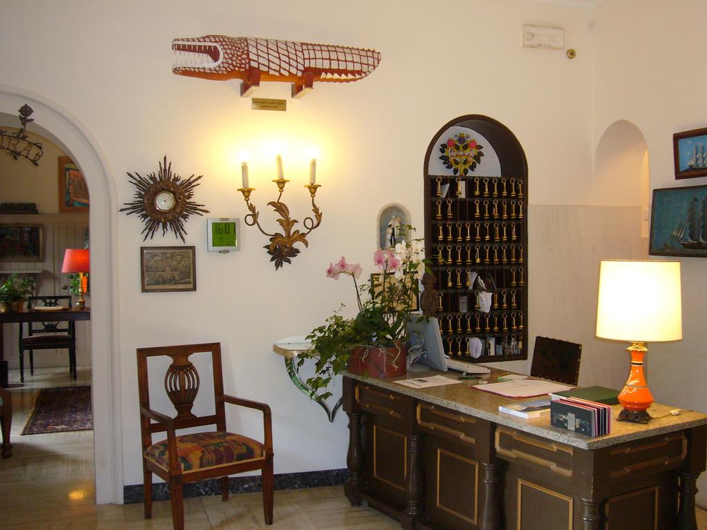 Фото Residenza d'Epoca Albergo Quattro Fontane