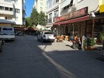 Bilal Usta'nin Yeri Bizim Kokorec (İzmir, Balçova, Korutürk Mah., Zeytin Sok., 1) ، مطعم