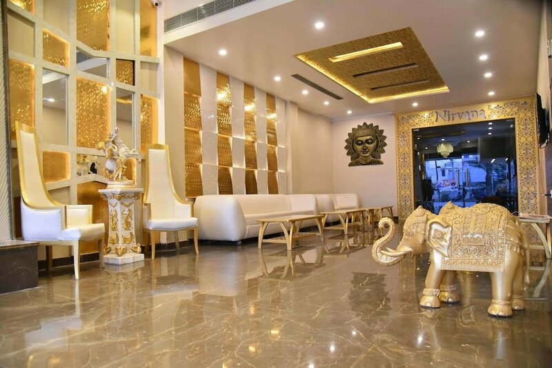 Гостиница Sallow Royal Suites в Амритсаре