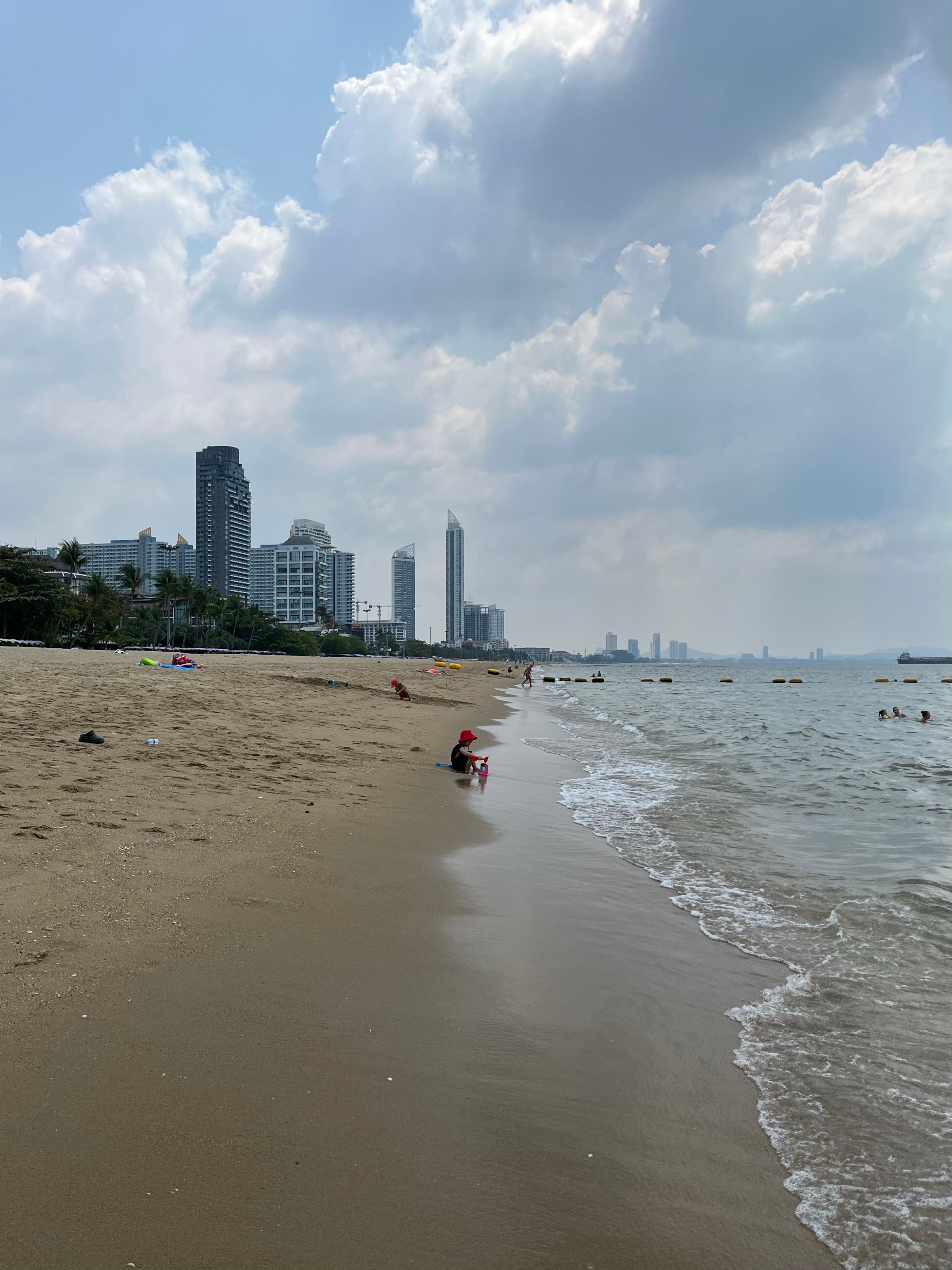 Фото Quarter 09 Beach