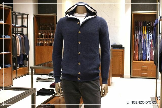 Clothing store Lincenzoro Doro, Astana, photo