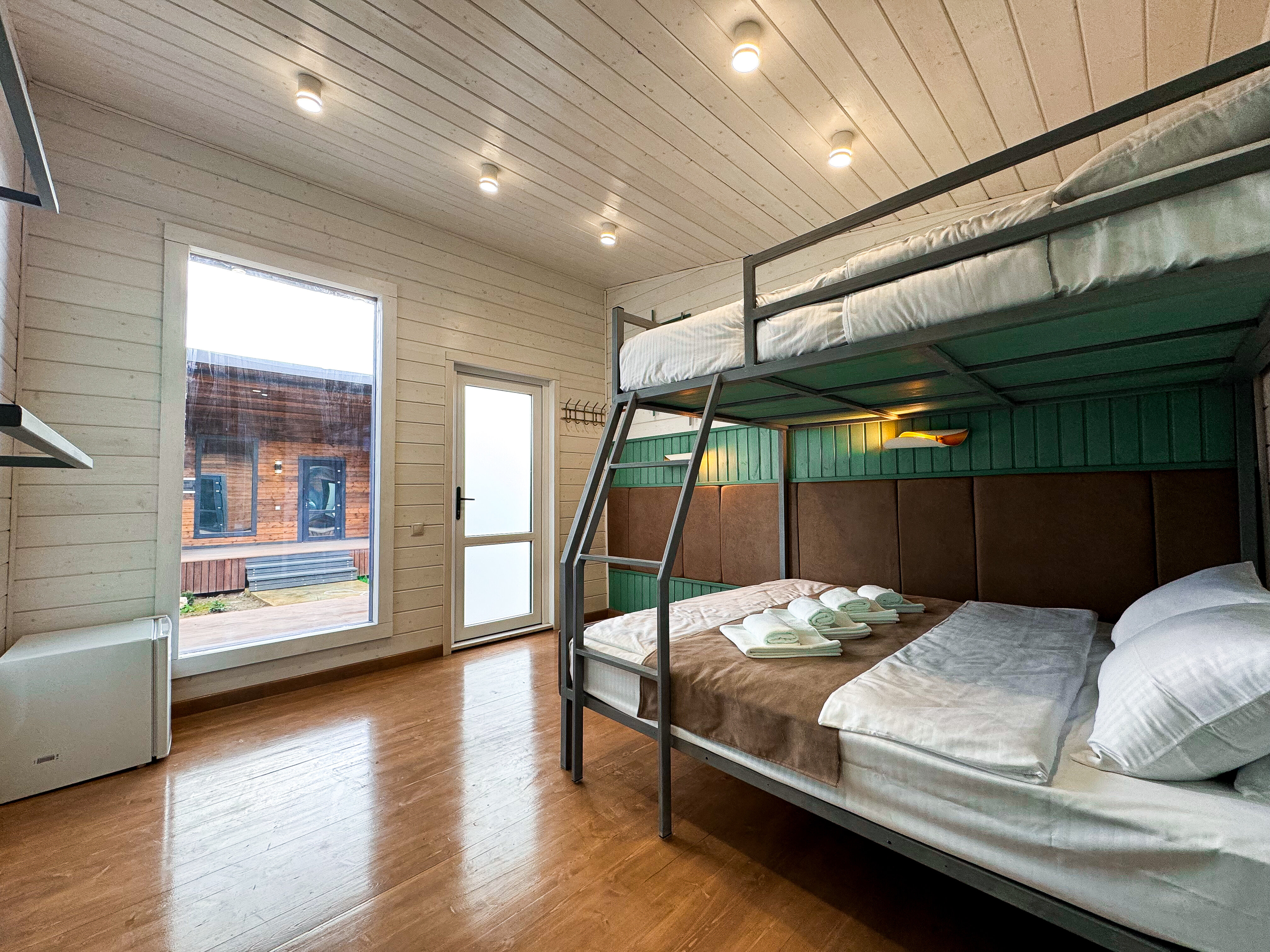 Фото Манреса