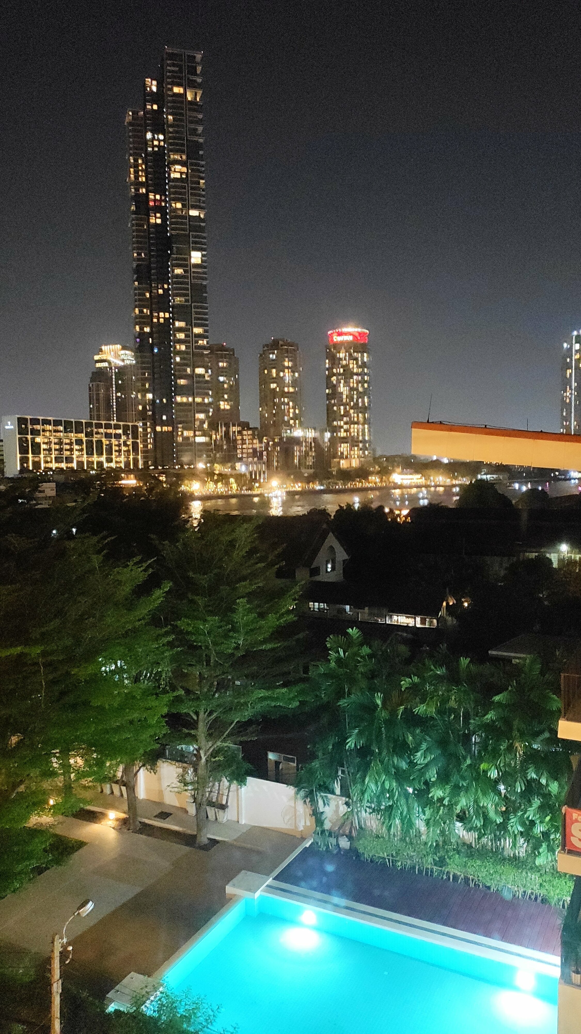 Фото Ibis Bangkok Riverside