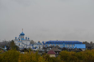 Svyato-Serafimo-Pokrovskom zhenskom Monastery (Leninsk-Kuznetskiy, Sovetskaya ulitsa, 187), monasterio