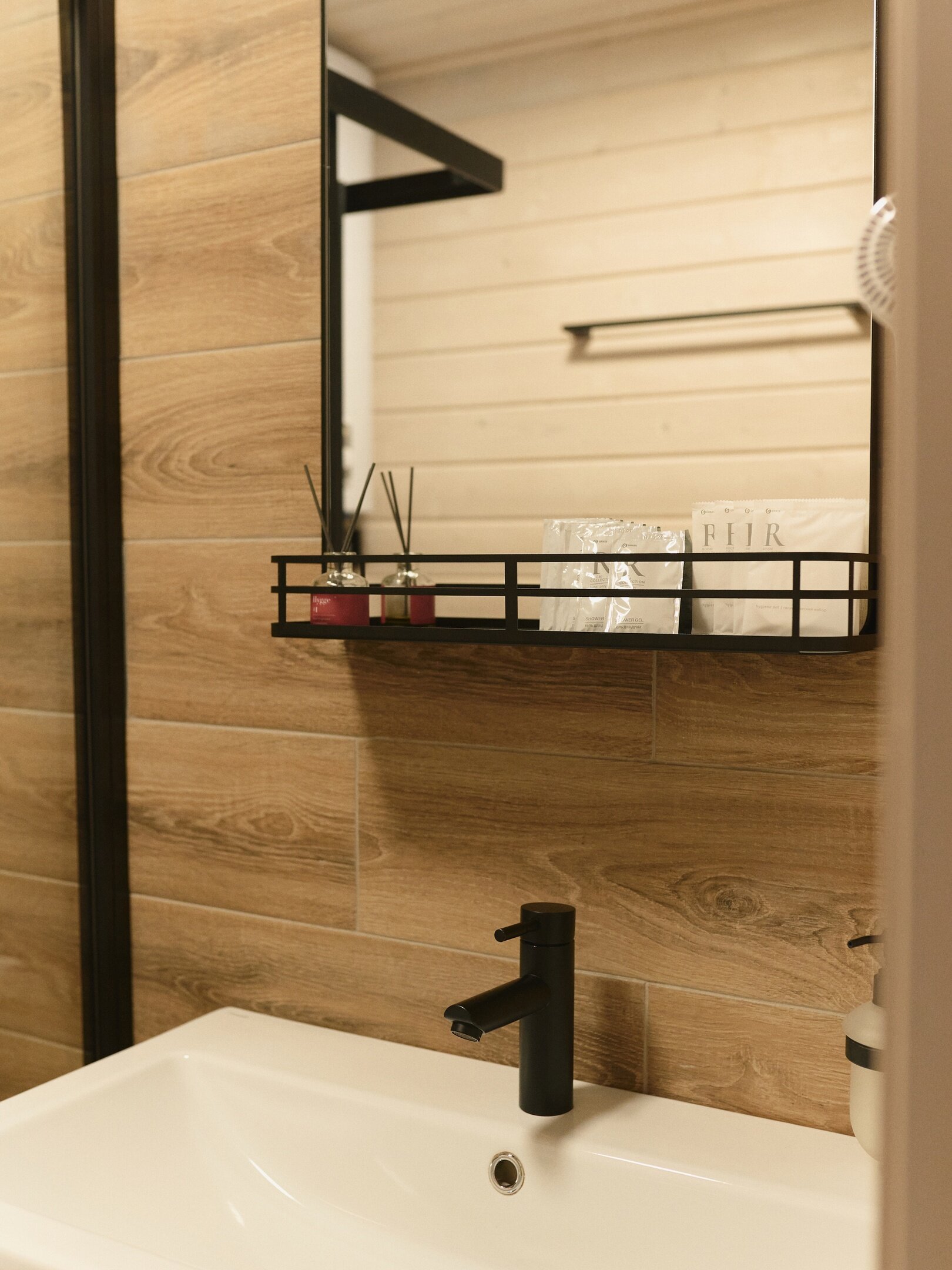 Фото Карлен