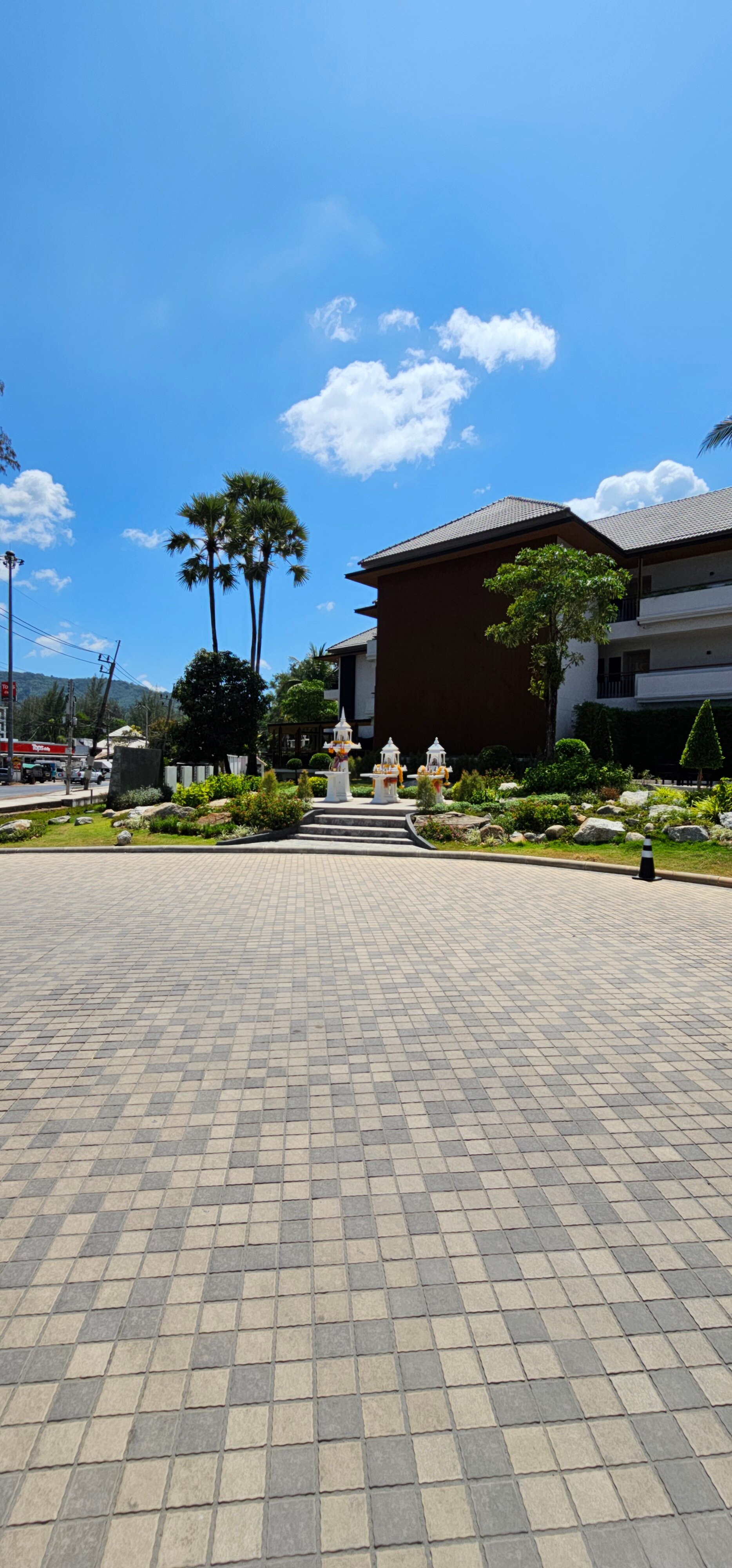 Фото Amora Beach Resort Phuket