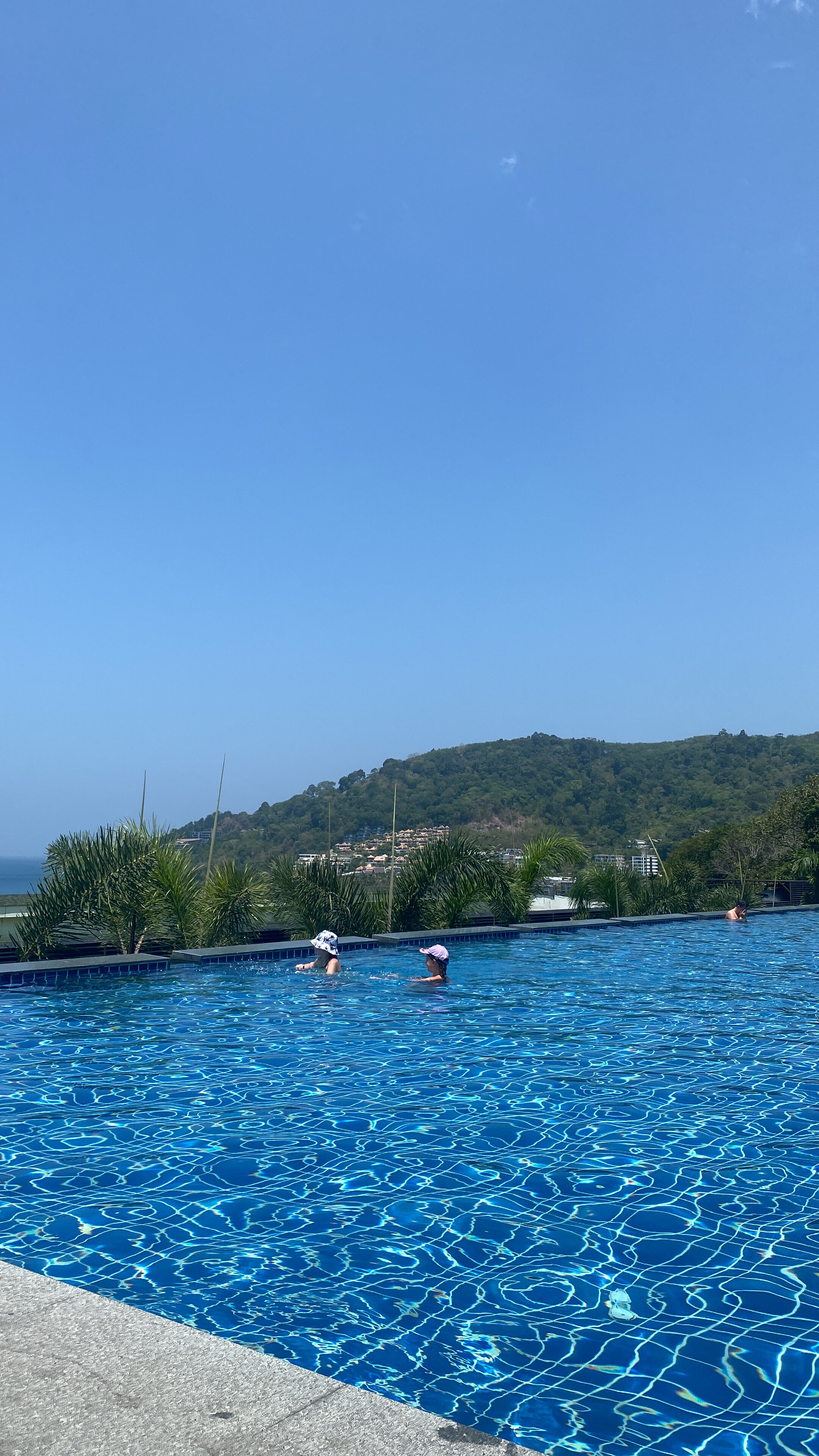 Фото Andamantra Resort & Villa Phuket