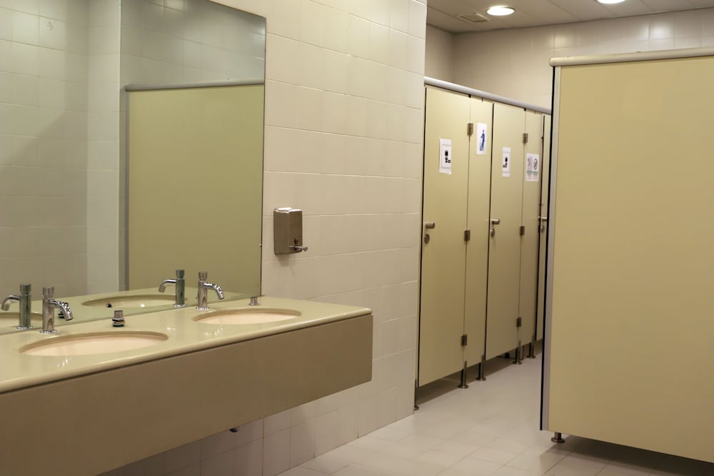 Фото The School Hostel