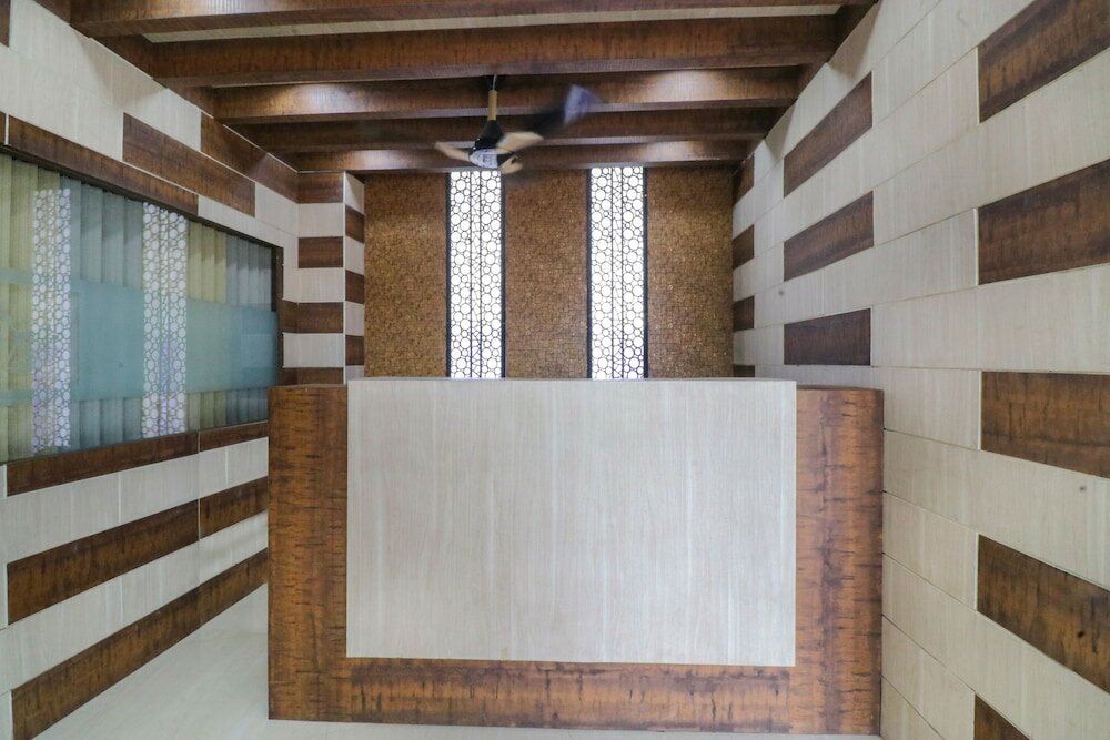 Фото Oyo 47586 J J Residency