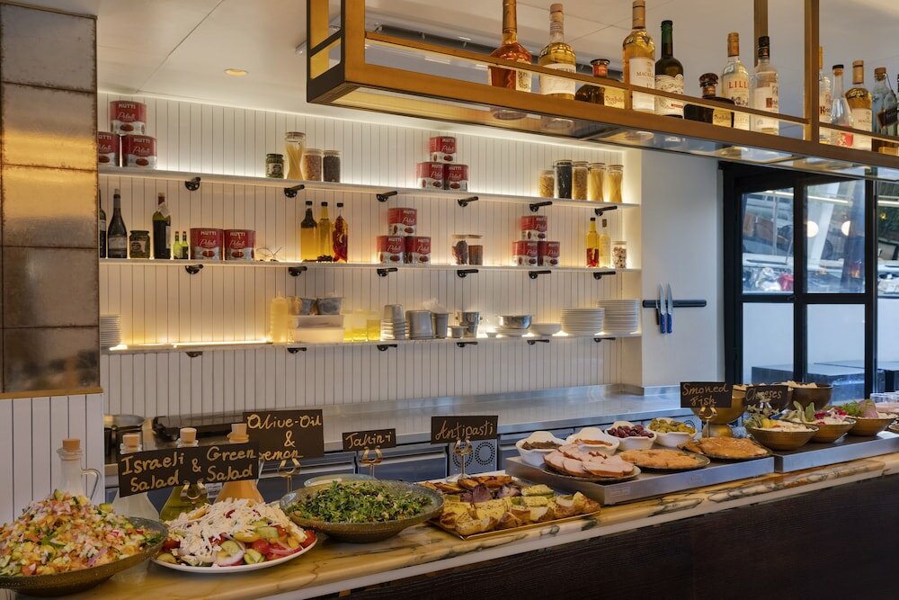 Фото Theodor Brown Rothschild