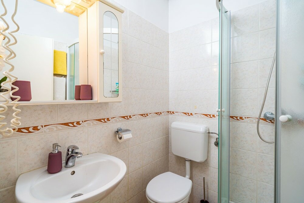 Фото House Boninovo - Adults Only