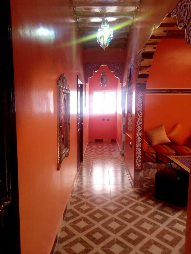 Фото Merzouga Sarah Camp