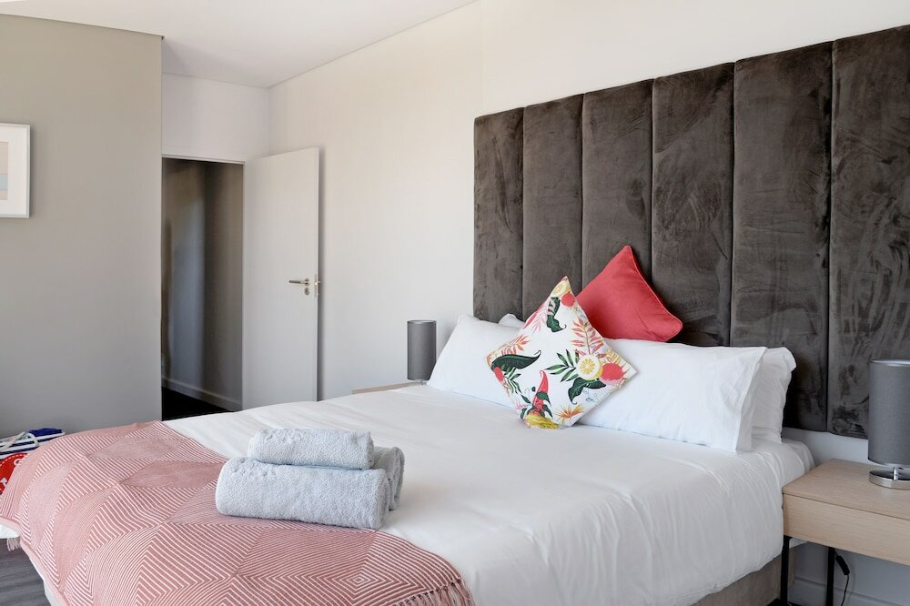 Фото Naomi by Stay Amazing