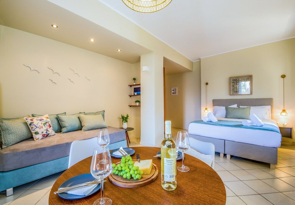 Фото Gianthea Studios and Apt