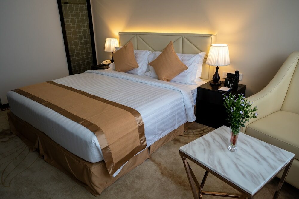 Фото Hotel Sanchaung