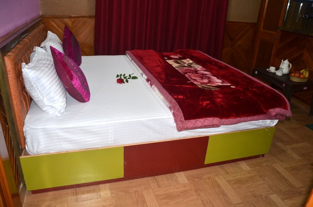 Фото Hotel City Plaza