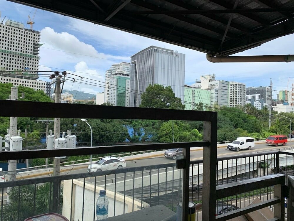 Фото Chiasti Capsule Hostel - Adults Only