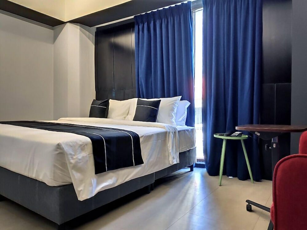 Фото Loop On Leith