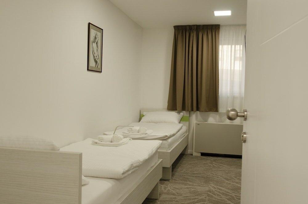 Фото Hostel Green