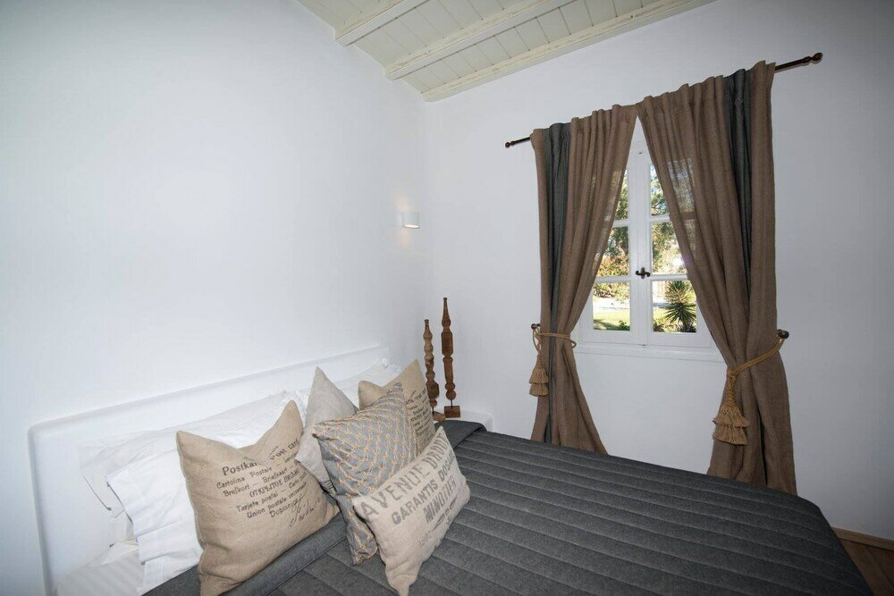 Фото Mykonian Studios