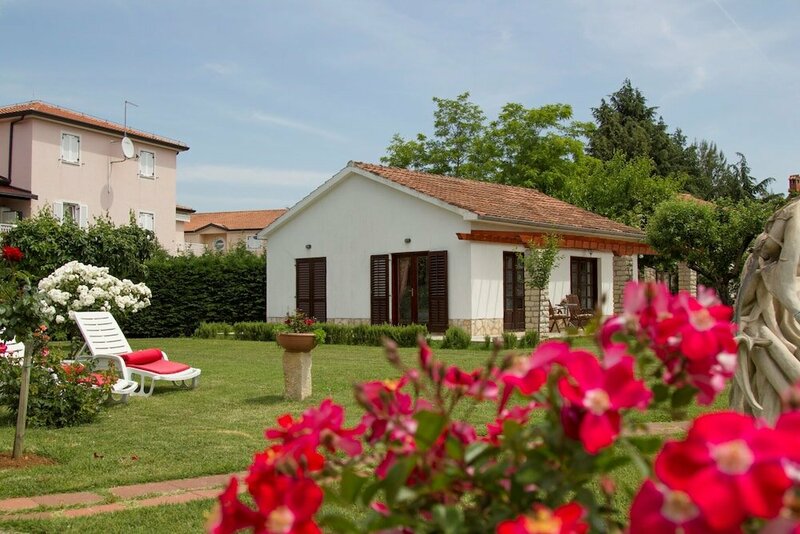 Гостиница Holiday home Linet в Врсаре