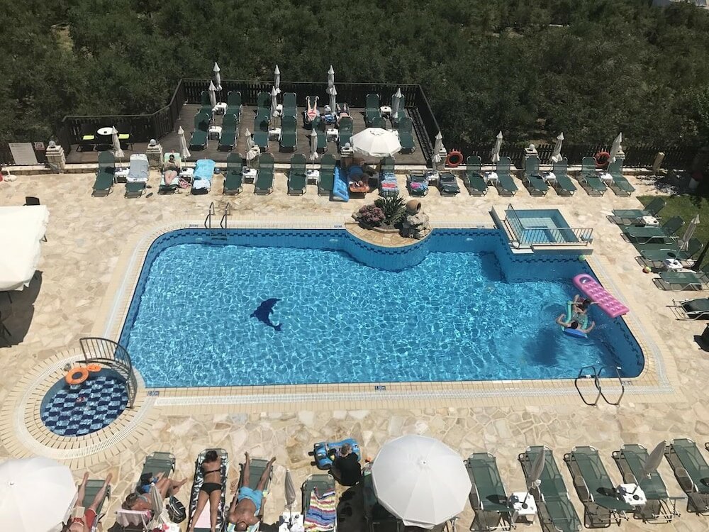 Фото Ariadne Apartments