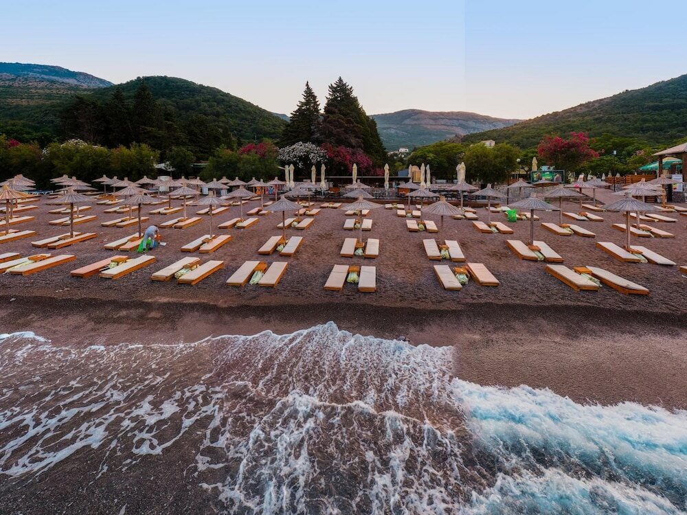 Фото Hotel Plaza Lucice