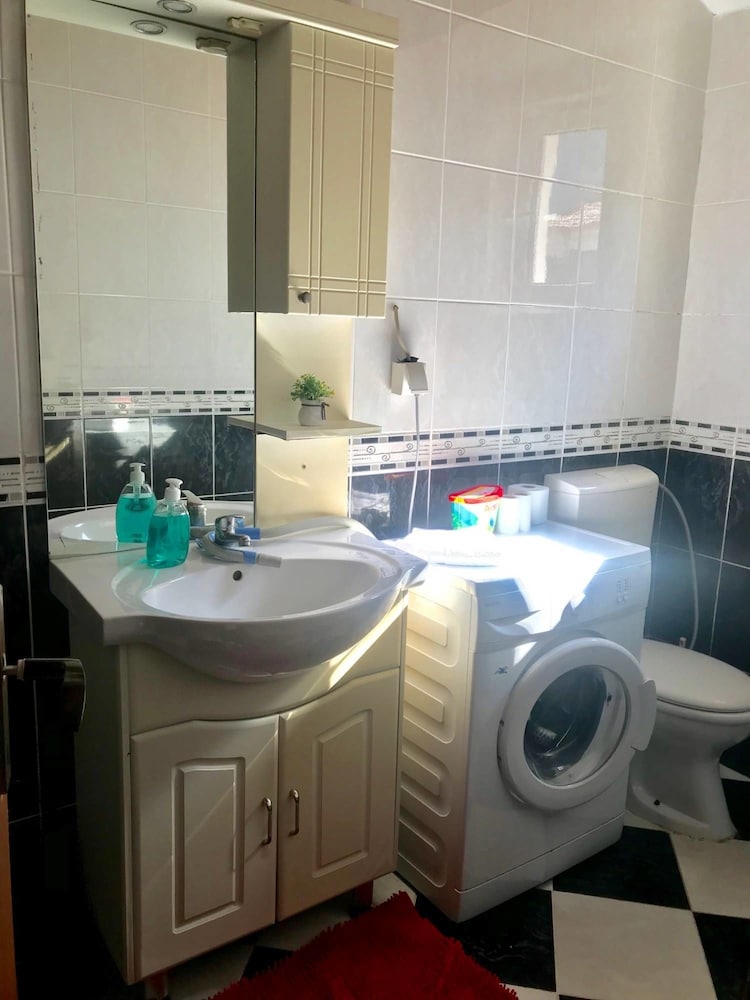 Фото Apartments Ivanišević