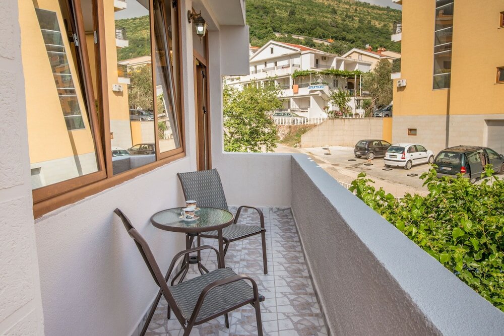 Фото Jovan Apartments