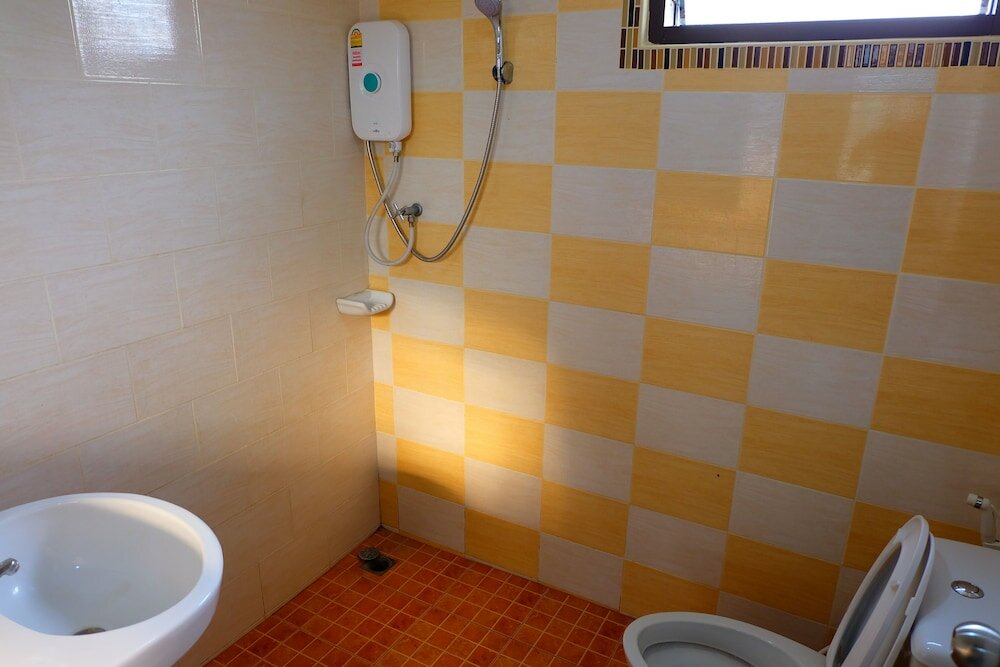 Фото Kamlaithong Apartment