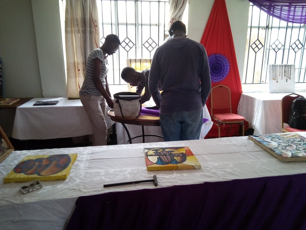 Фото Shalom Hotel