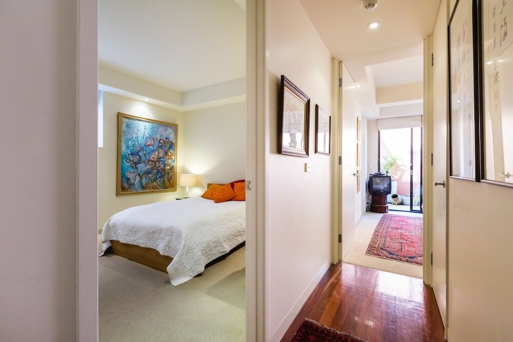 Фото Belle, 2bdr Melbourne Apartment