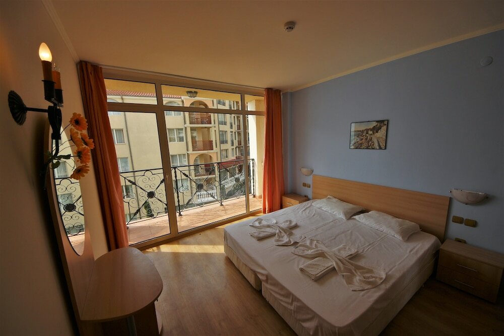 Фото Menada Andalusia Apartments