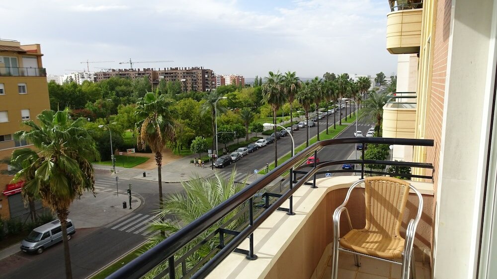 Фото Piso Exclusivo EN Zona Residencial. Manolete