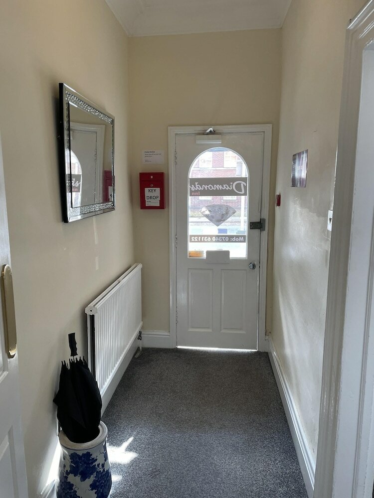 Фото Diamonds Inn Ltd