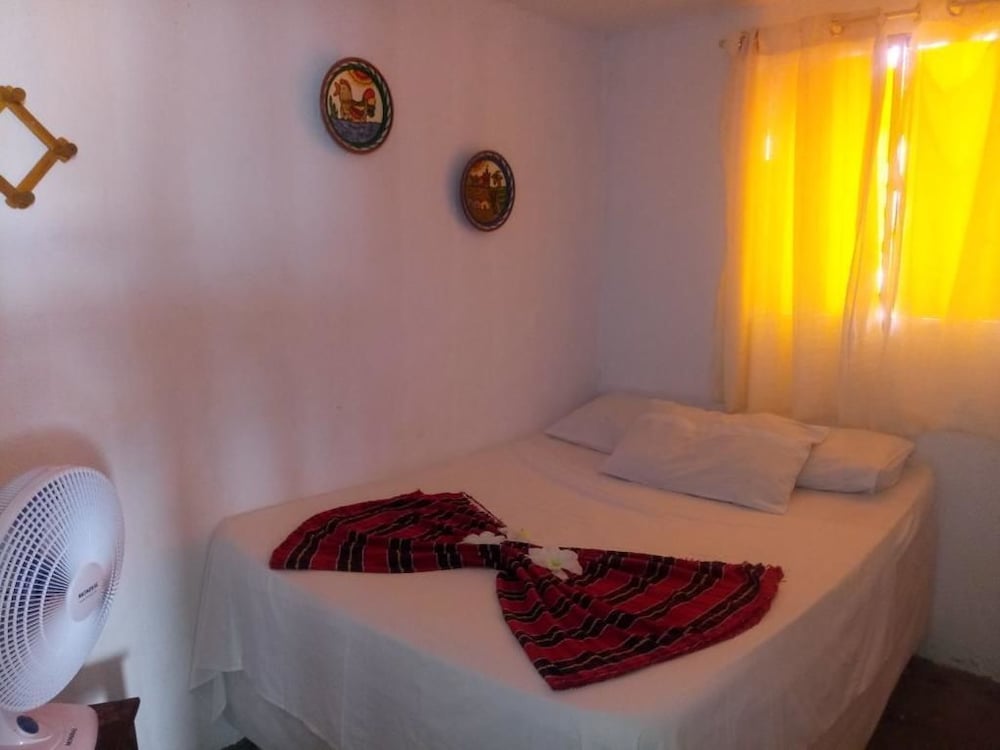 Фото Hostel e Pousada Vila de Porto