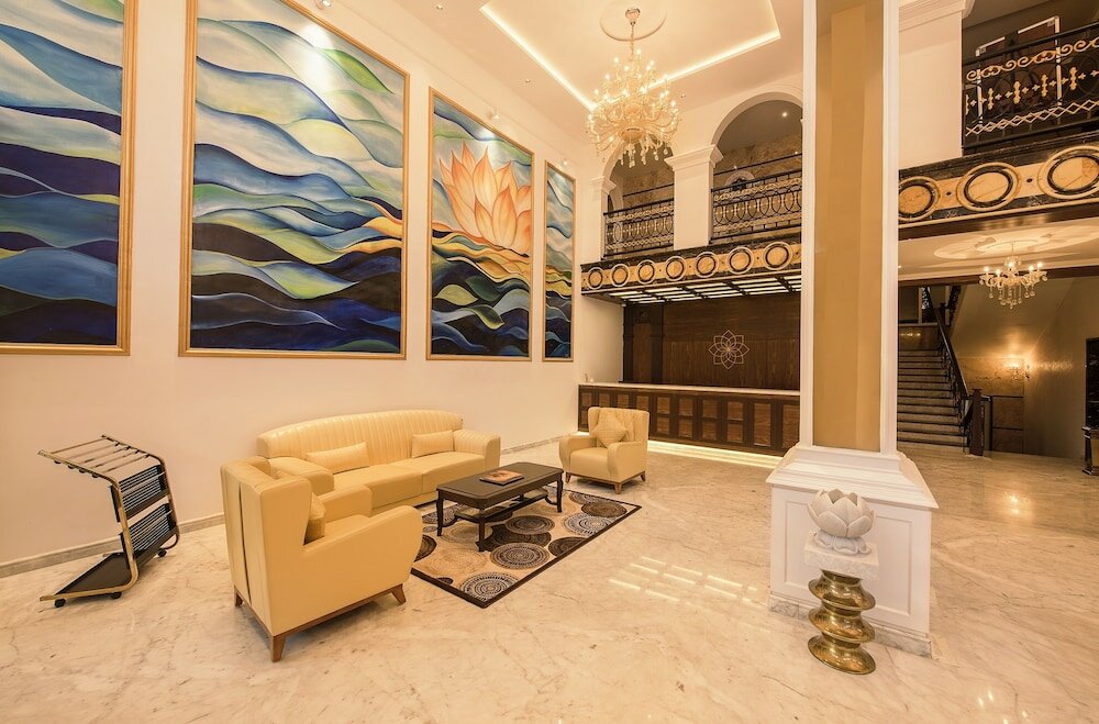 Фото White Lotus Hotel