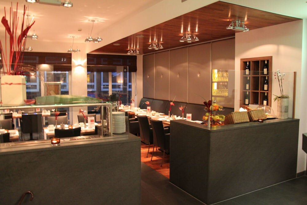 Фото Hib Hotel in Baesweiler