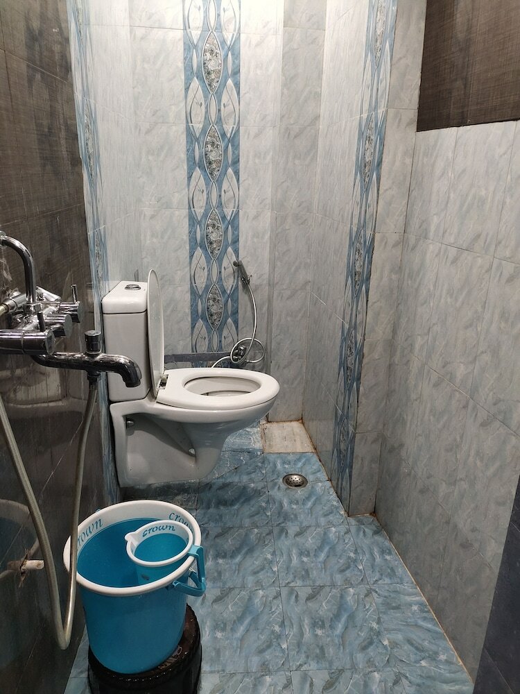 Фото Hotel Shivratri Guest House