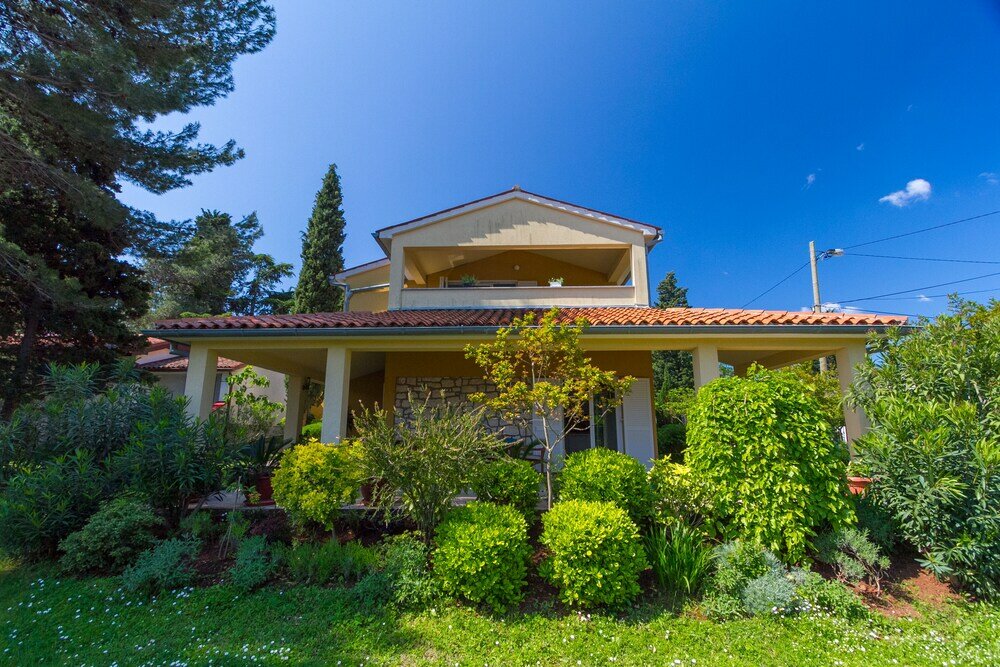 Фото Franulovic Apartments