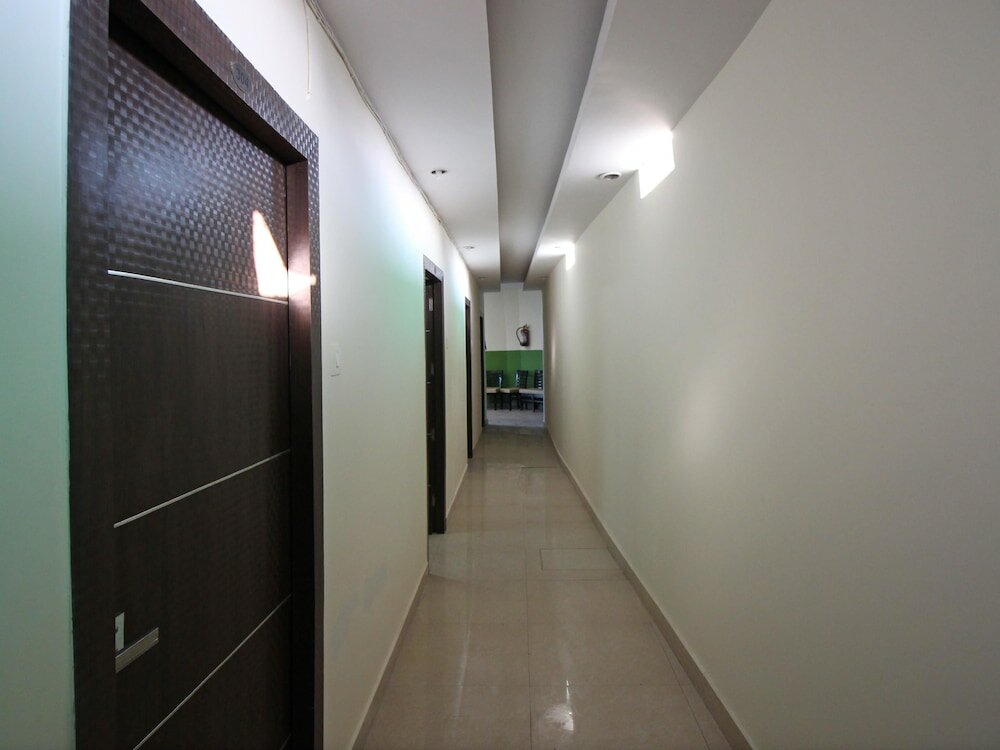 Фото Oyo 4073 Hotel Esskay