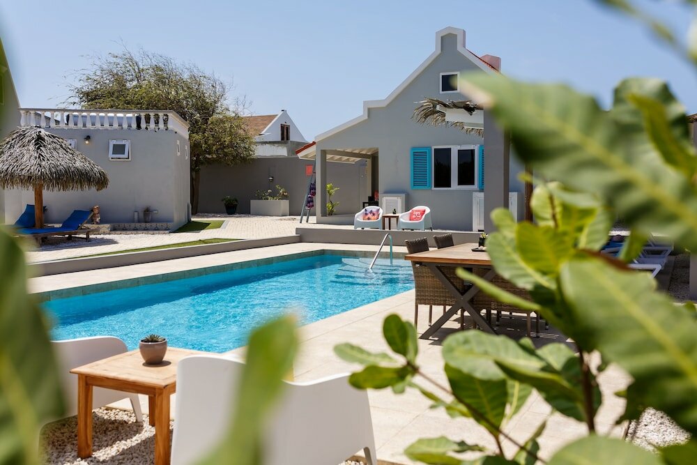 Фото Aruba Boutique Apartments Adults Only