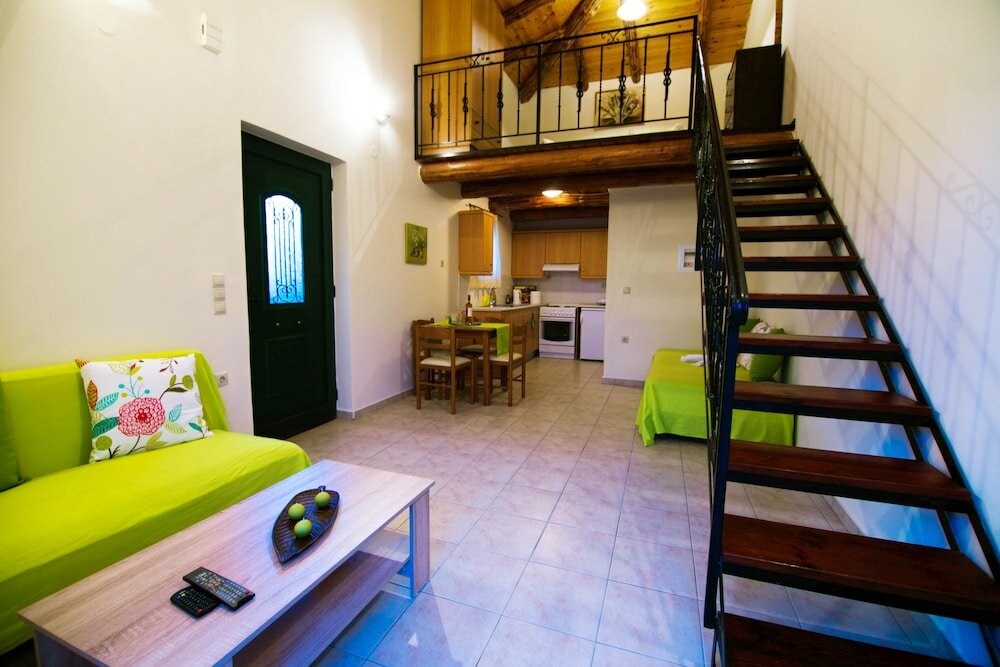 Фото Athousakis Village