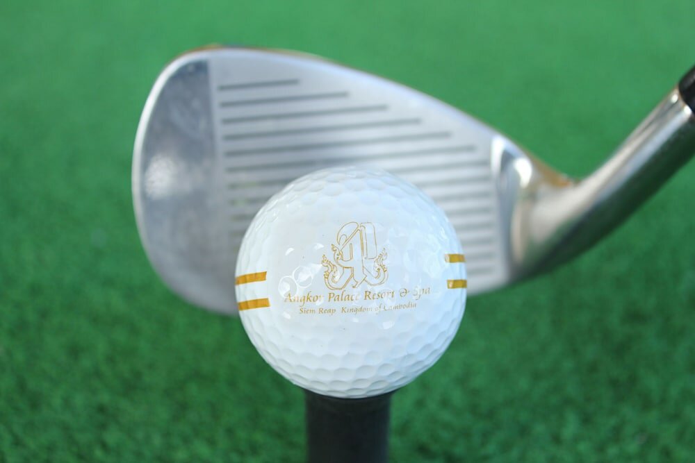 Фото Angkor Palace Suite & Villa