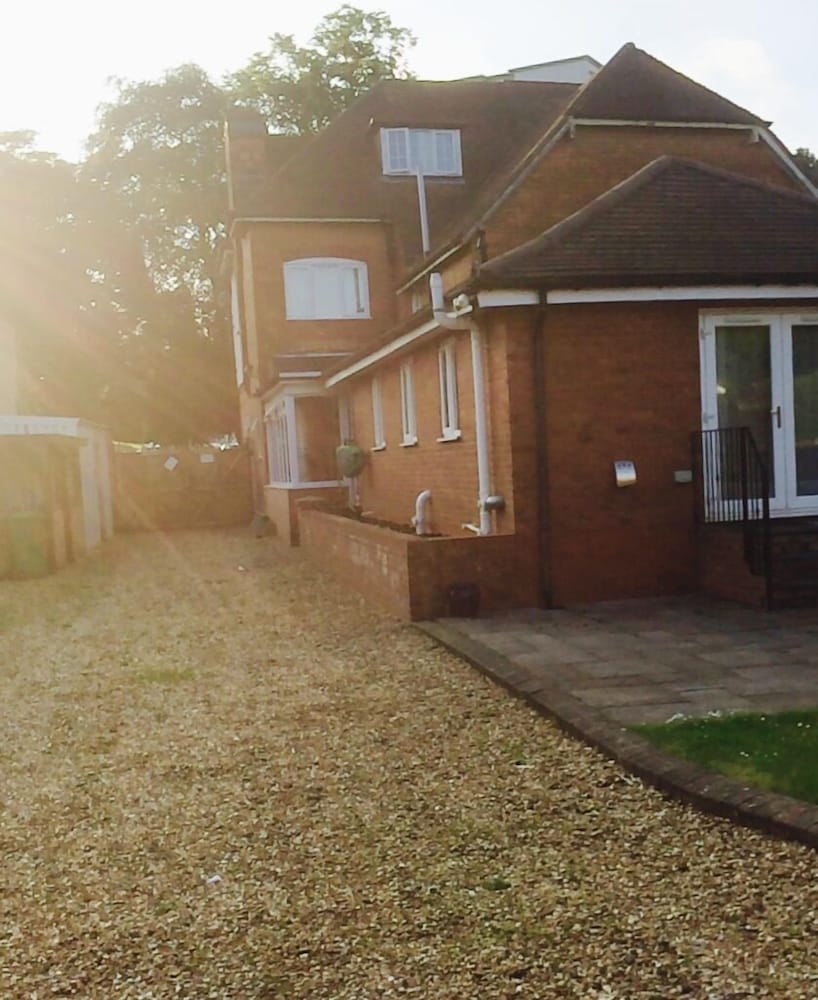 Фото Sutton Guest House