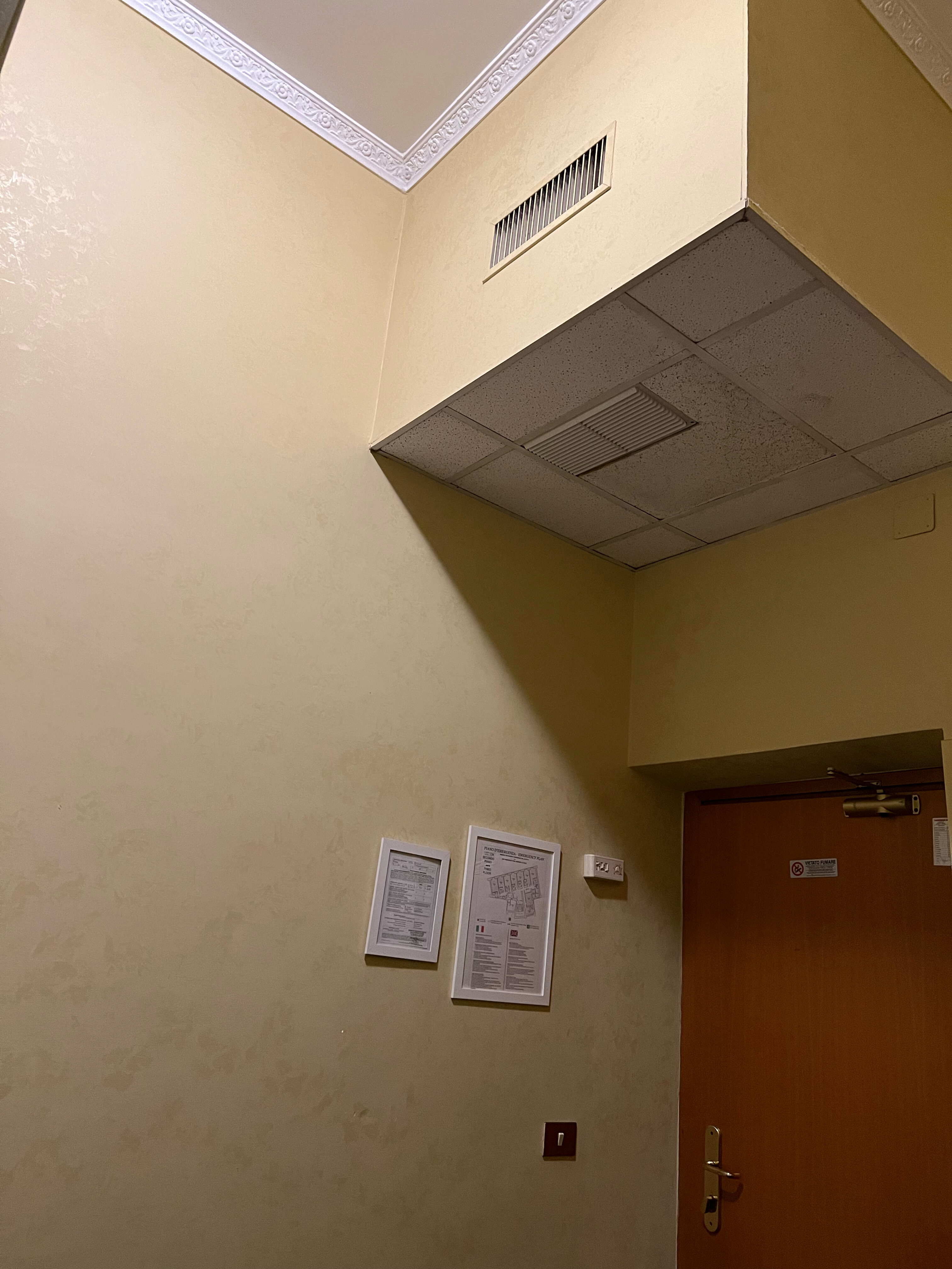 Фото Priscilla Hotel